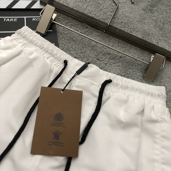 ブランドハーフパンツ側面デザイン